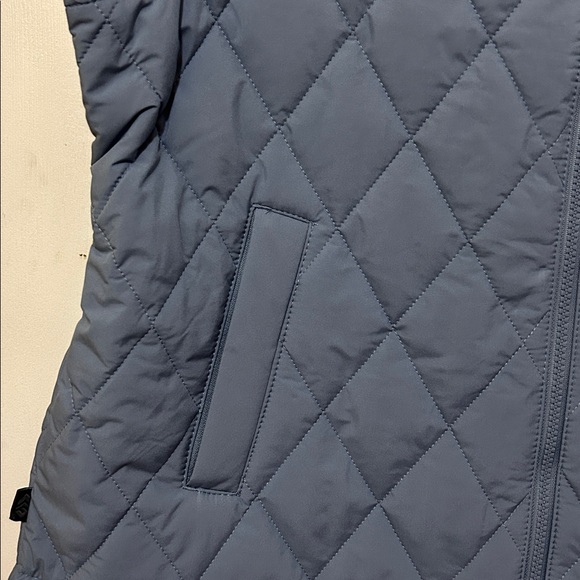 Free Country Navy Quilted Vest - Picture 3 of 4